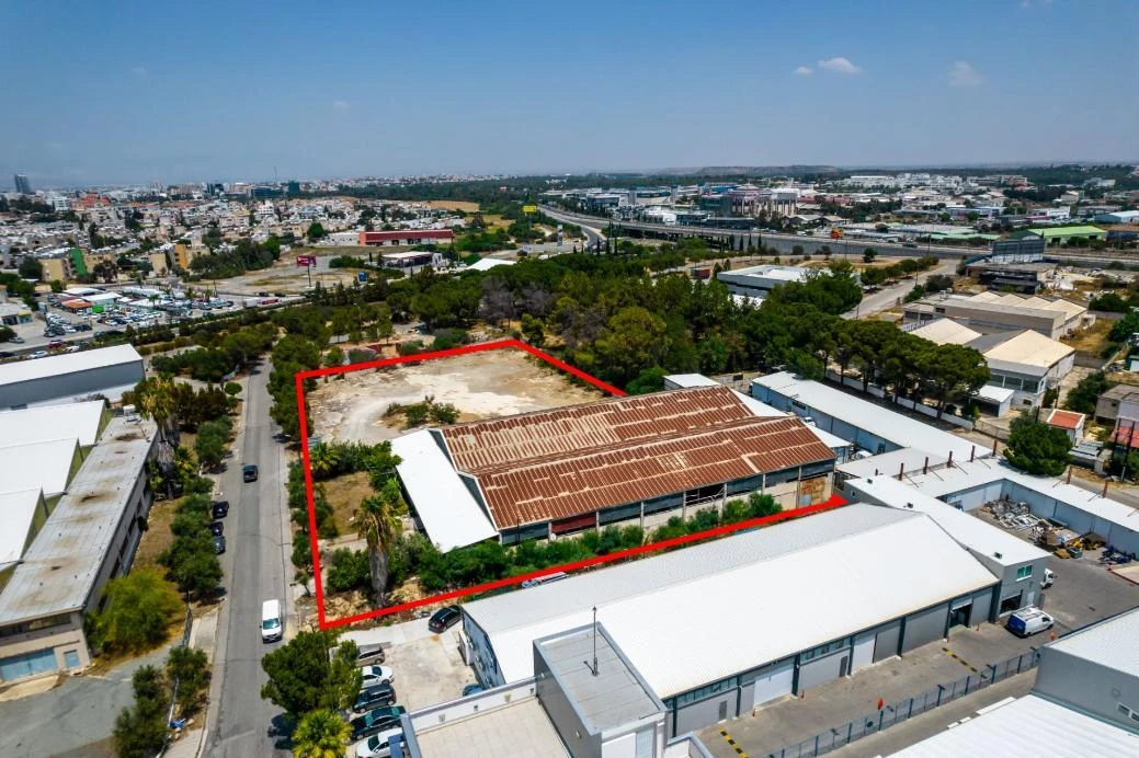 Leasehold Industrial Warehouse in Strovolos Nicosia, image 1