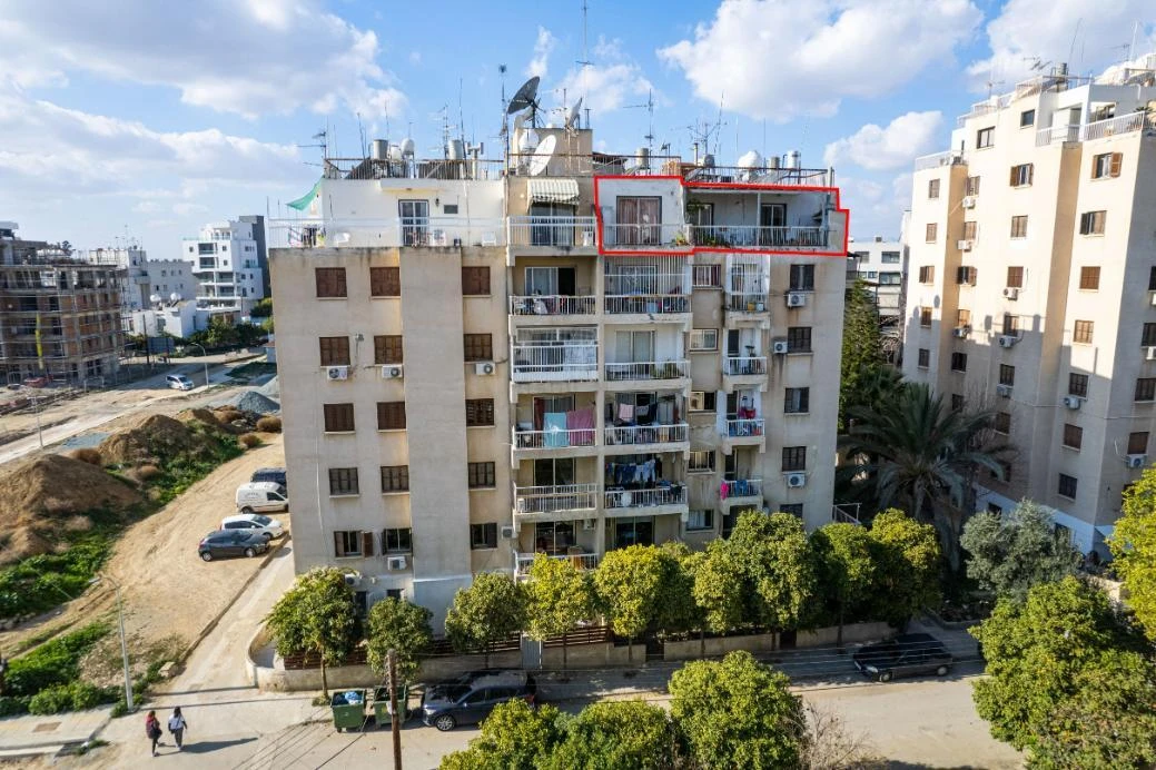 Threebedrooms apartment in Strovolos Nicosia, image 1