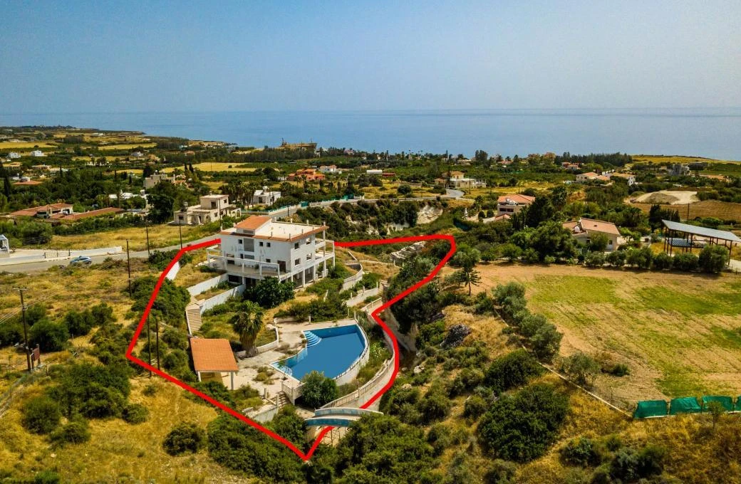 Incomplete villa in Pegeia Paphos, image 1