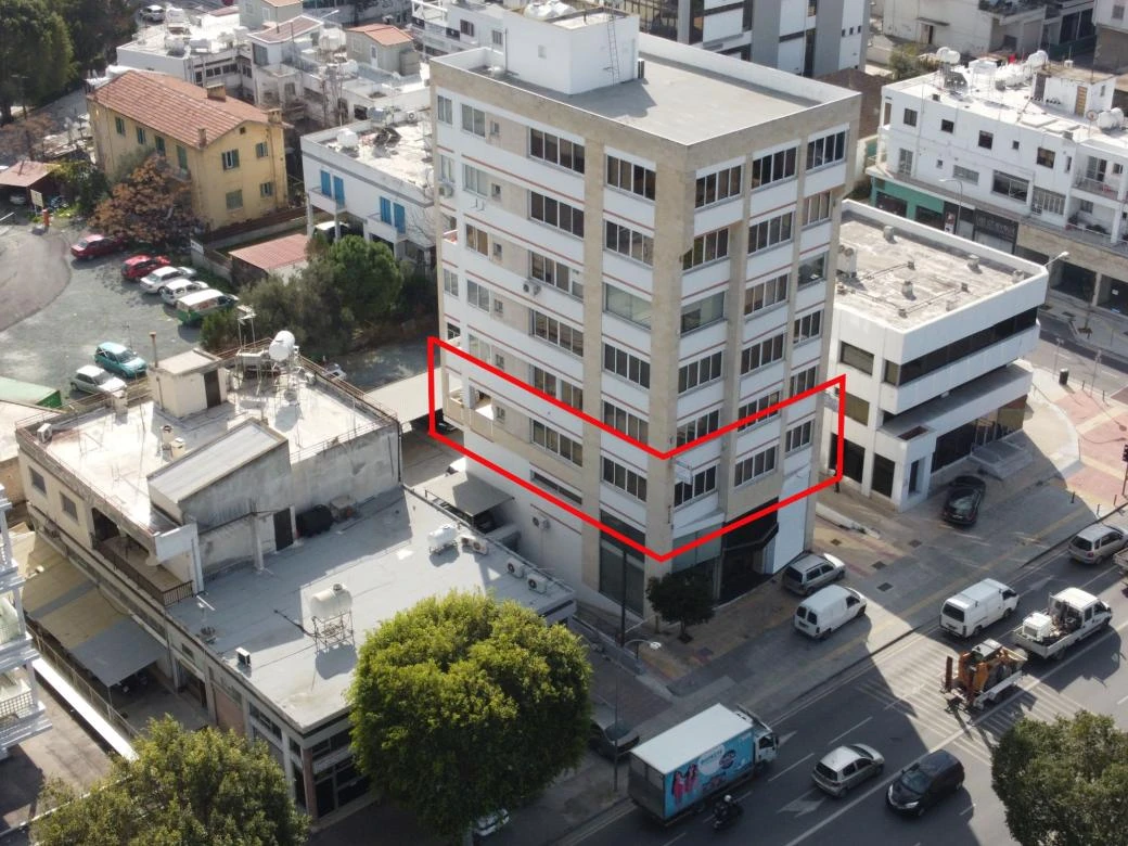 Office on the 1st floor in Agios Antonios Nicosia, image 1