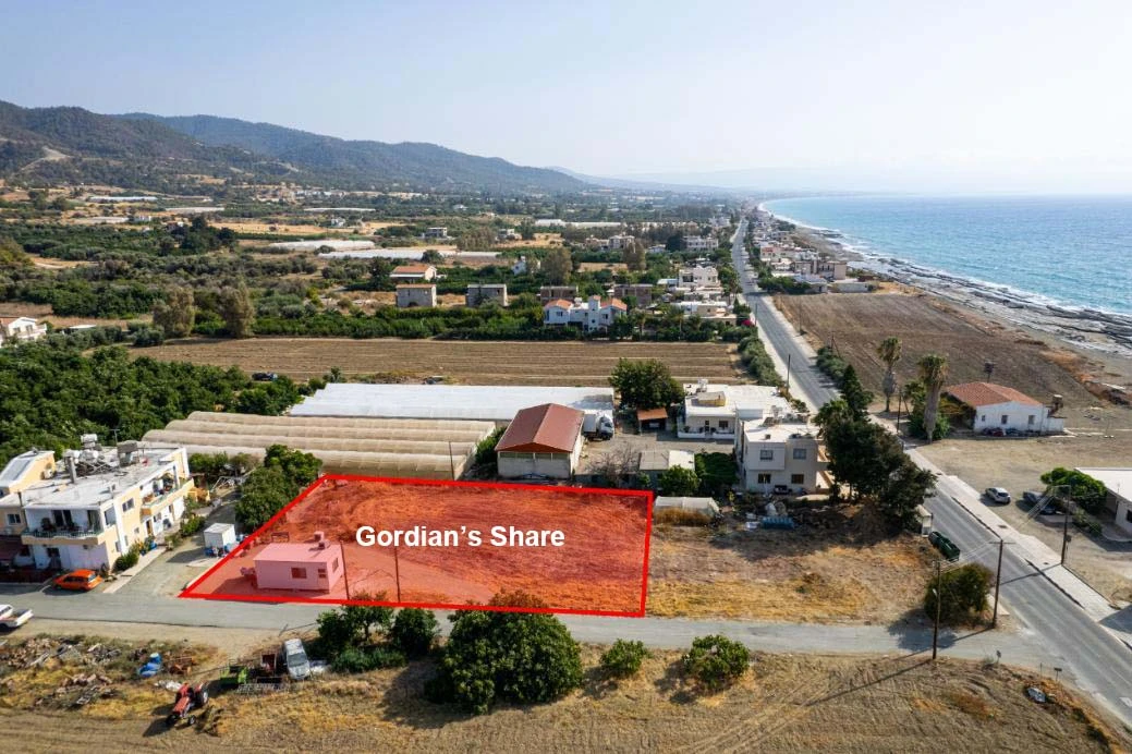 Shared residential field in Agia Marina Chrysochous Paphos, image 1