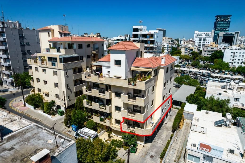 Twobedroom apartment in Agioi Omologites Nicosia, image 1