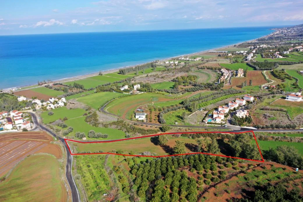 Tourist field in Argaka Paphos, image 1